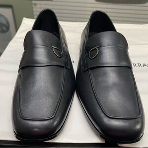 New in Box Black Ferragamo Moccasin with Gancini ornament Size 10 EE
